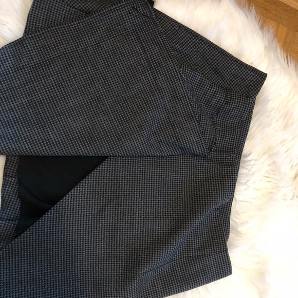 Skirt NEVER WORN - Picture 6 of 6